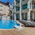 Family Hotel Jupiter Hotel 3*