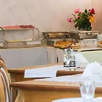 Family Hotel Jupiter 3*