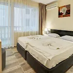 Family Hotel Jupiter Hotel 3*