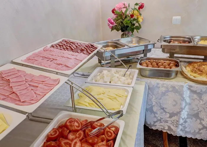 Family Hotel Jupiter 3* Balchik