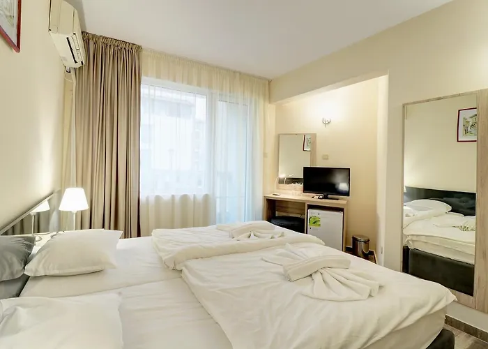 Family Hotel Jupiter Hotel 3*