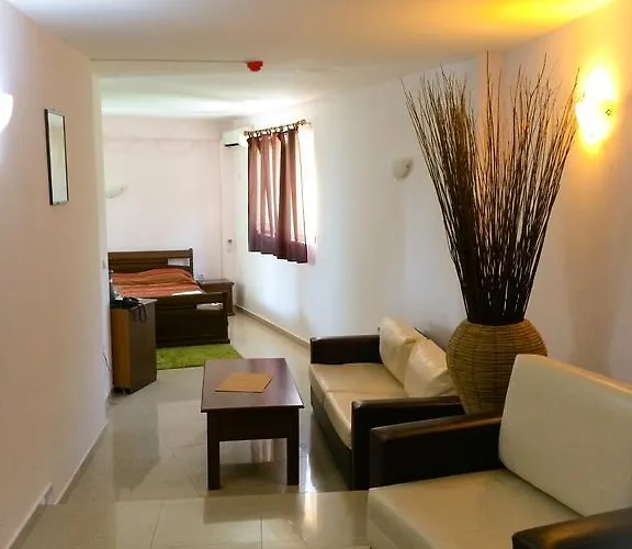 Family Hotel Jupiter 3* Balchik